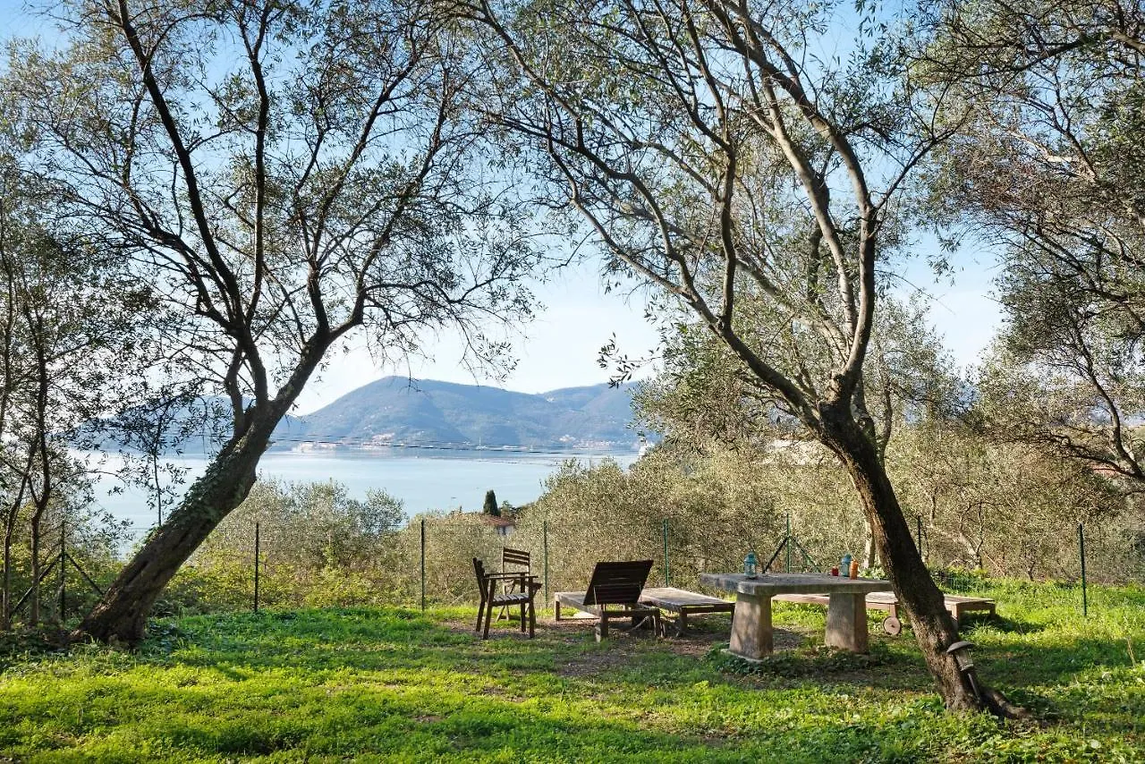 Casa Conte Picedi appartamento Luna Lerici