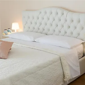 chic-apartment-by-filomena-suite.taorminaitalyhotels.com/