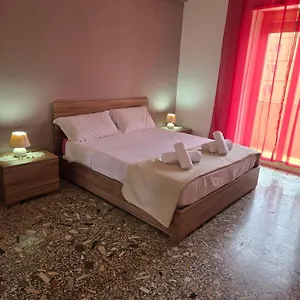 malatesta-guest-house.it-romehotels.com/